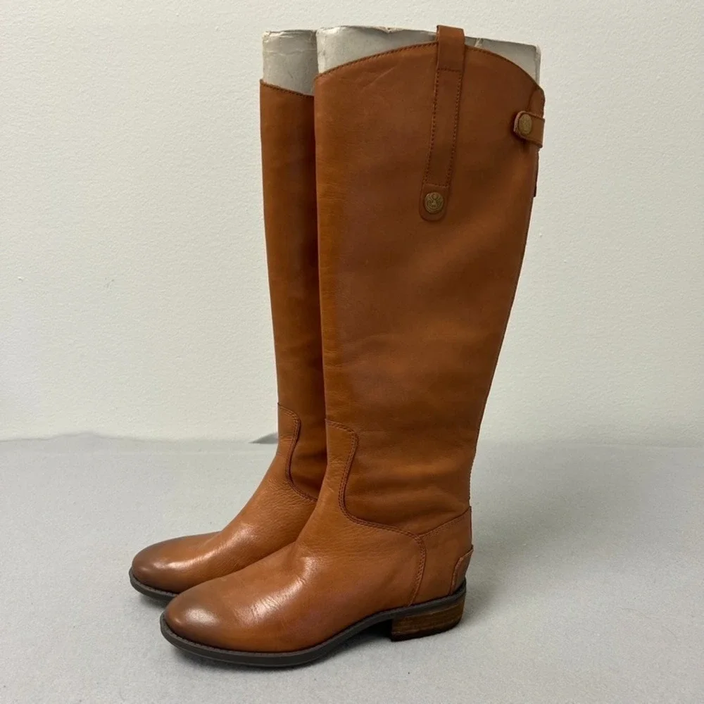 Sam Edelman step up